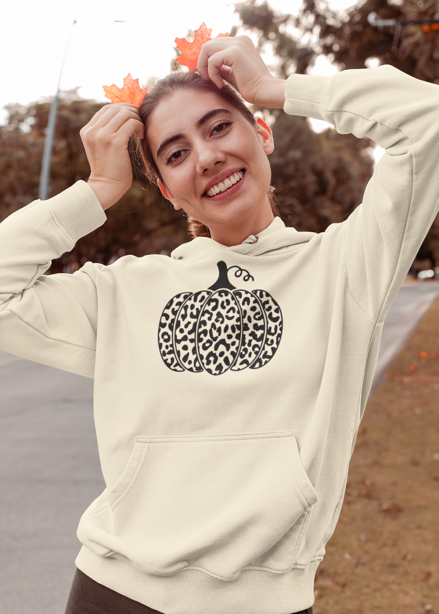 Cheetah Pumpkin Hoodie - bone